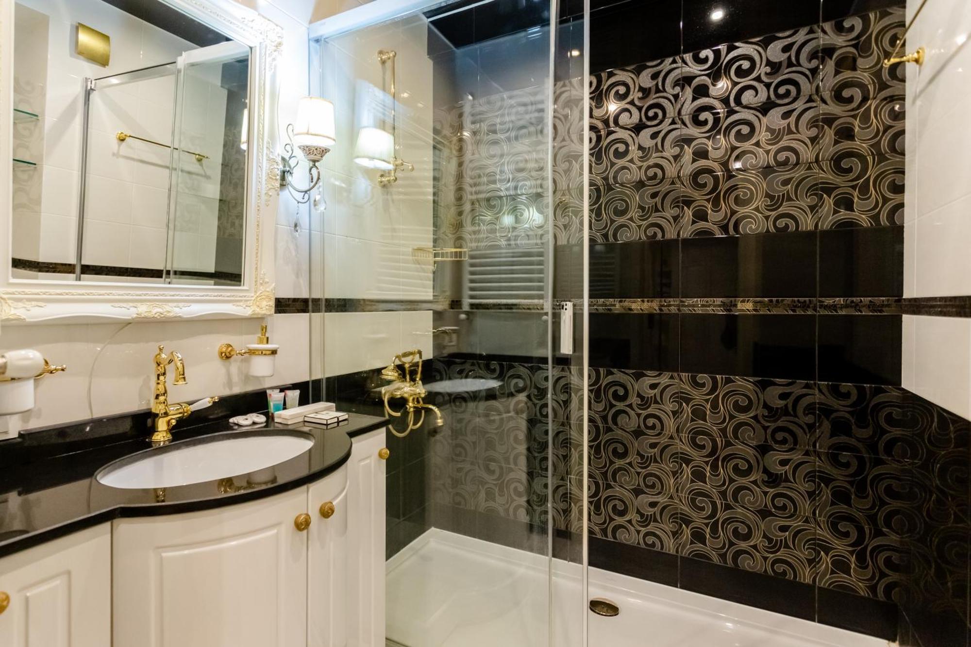 Luxury For Families Or Group Of Visitors In Center I 公寓